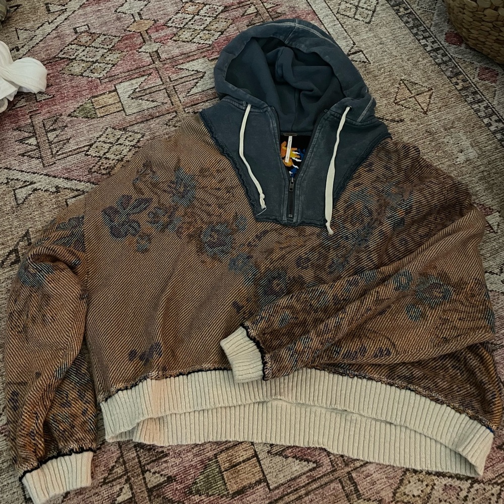 Free People sweatshirt